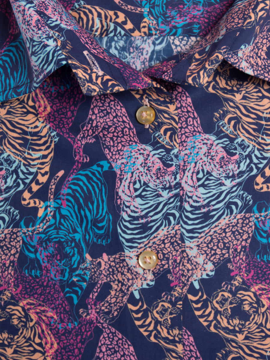 楽天市場 柄シャツ レディース 長袖 ヒョウ柄 トラ柄 豹 寅 プリント イラスト プリント 大人 派手シャツ フランス イタリア デザインシャツ ブランド Cotondoux コトンドゥ L11ad26panthera Cotondoux コトンドゥ 楽天市場店