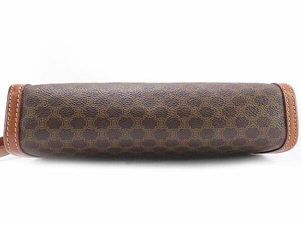 からご】 celine セリーヌ マカダム クラッチバッグ PVC レザー ダークブラウン ブラウンの通販 by RECLOラクマ店（リクロ）｜ セリーヌならラクマ あるショッ