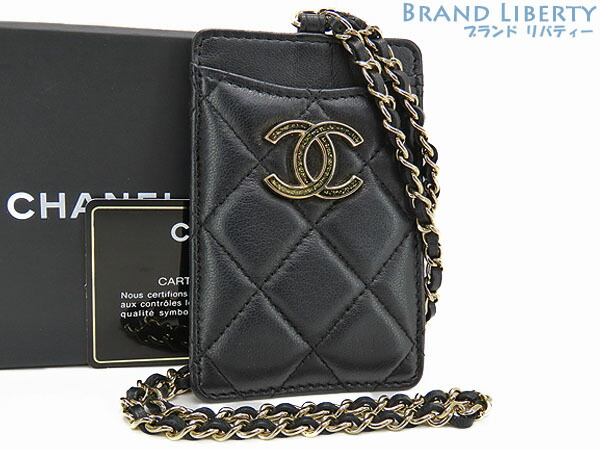 【CHANEL シャネル】ホルダー Classic card holder - Lambskin & gold-tone metal, black