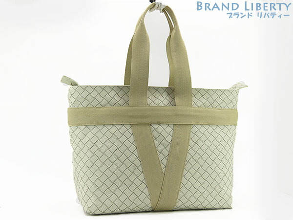 【レア新品負けず劣らず】ボッテガ ヴェネタ BOTTEGA VENETA ニュー天然ゴム イントレチャート スコルピート トートバッグ ショルダーバッグ ハンドバック 象牙色 651681 【中古】