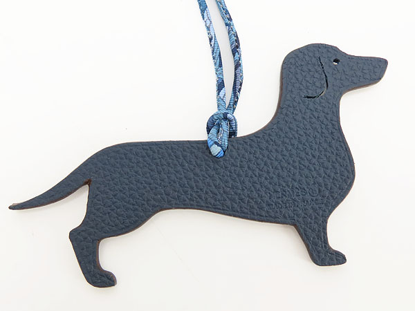 エルメス HERMES プティ アッシュ ブルーニュイ ダックスフント 犬