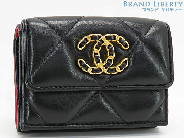 シャネル CHANEL コンパクトウォレット 三つ折り財布 L字ファスナー マトラッセ ラムスキン ブラック ライトゴールド金具 【中古】Aランク CHANEL（シャネル） コンパクトウォレット 三つ折り財布 L字ファスナー