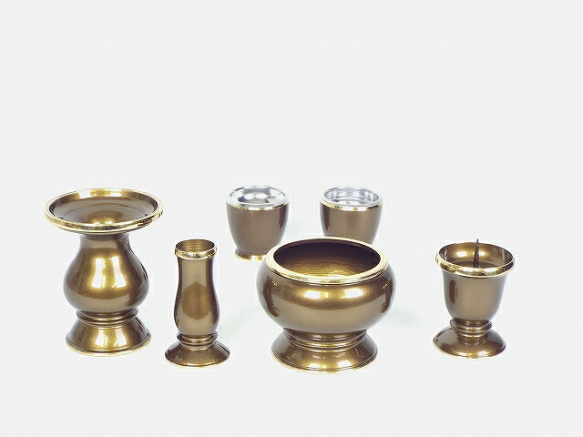 琵琶（びわ）６具足（真鍮製）３寸　ライトブラウン色