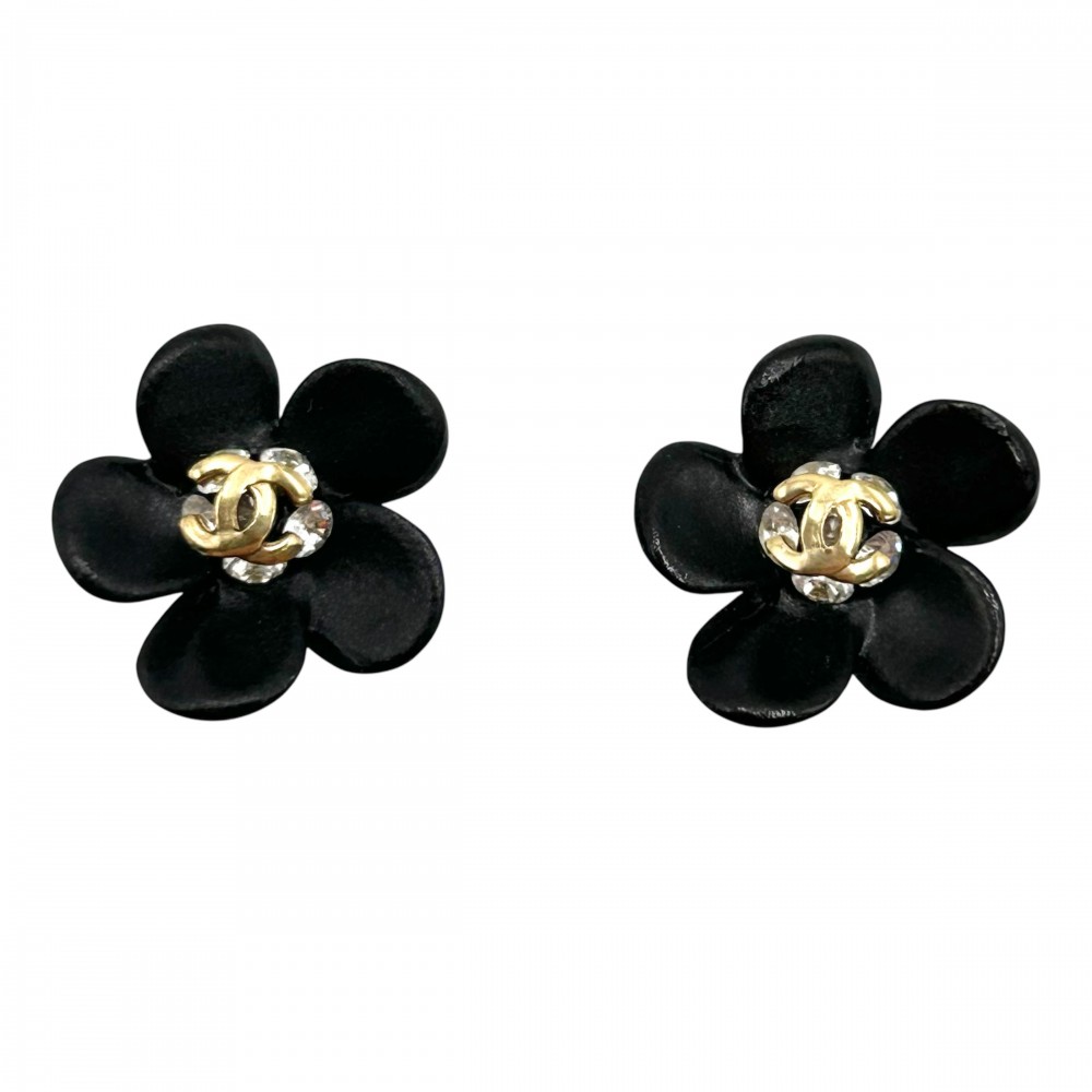 CHANEL シャネル メタル ラムスキン ラウンドピアス CHANEL シャネル ピアス フープ CCマーク メタル＆ラムスキン