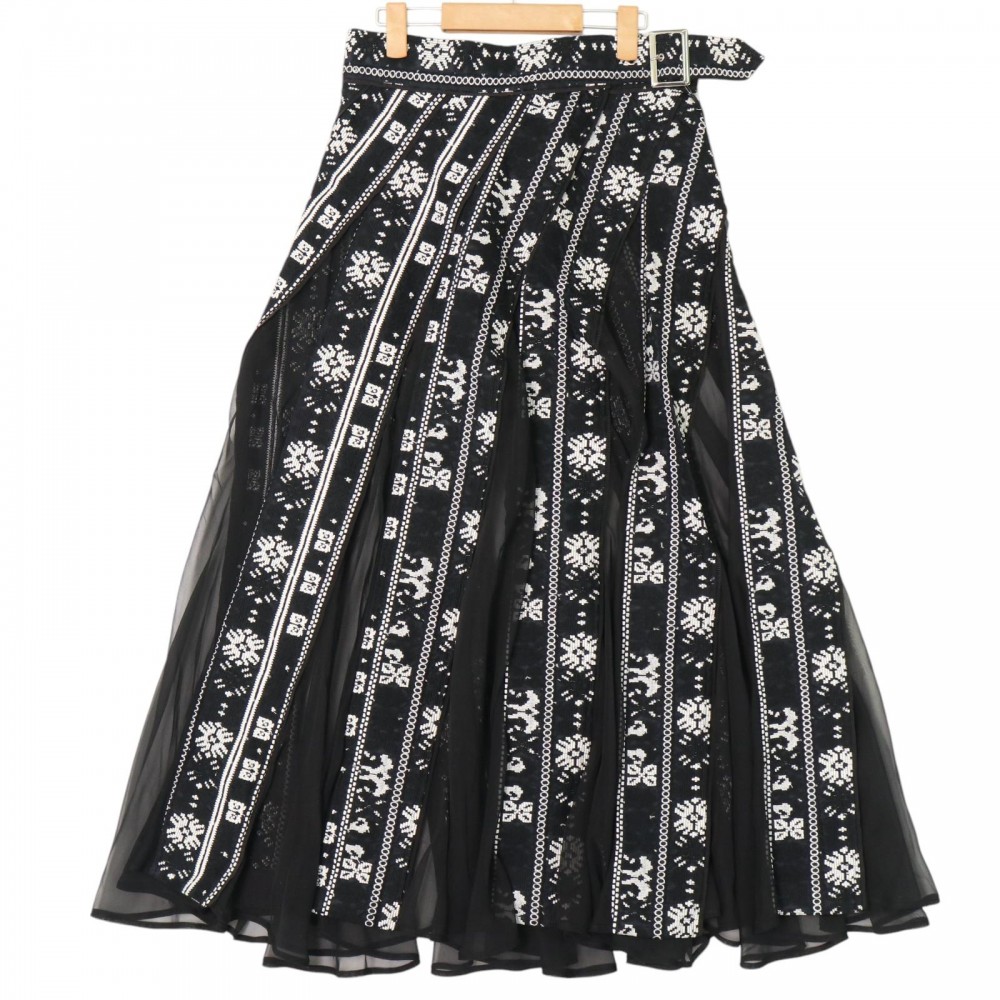 楽天市場】【売り尽くし】 サカイ スカート レディース 刺繍 総柄  