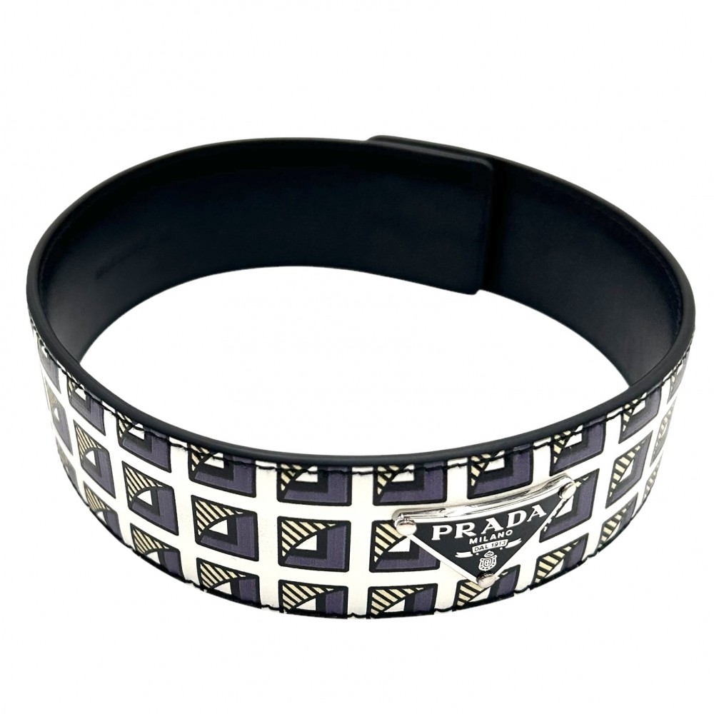 PRADA/プラダトライアングルロゴ/SV925/SLV/アクセサリー/チェーン PRADA プラダ ネックレス トライアングル ロゴ メタル ブルー