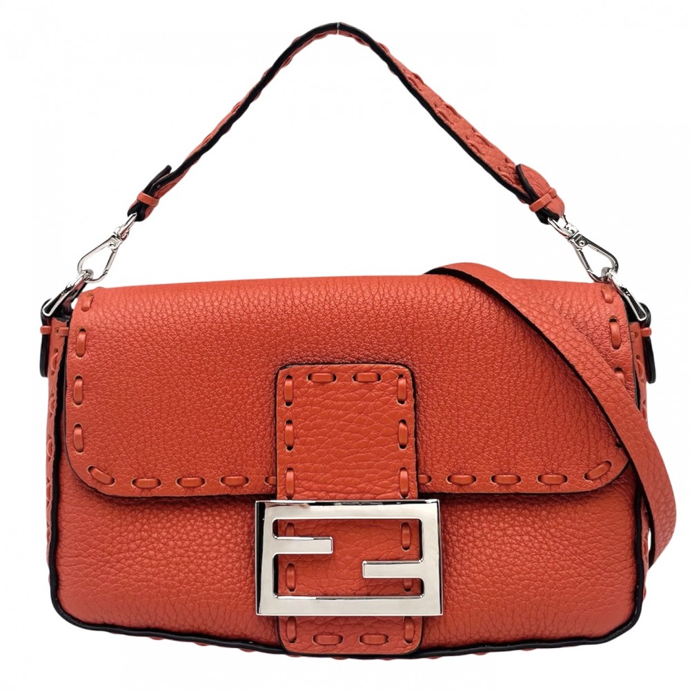 フェンディ マンマバゲット マキシ セレリア ショルダーバッグ FENDI フェンディ マンマバケット セレリア ショルダーバッグ