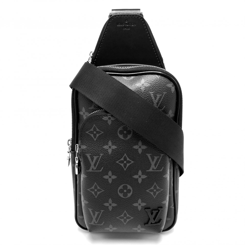 ルイヴィトン 上半身御徒面子 メンズ アヴェニュースリングバッグPM クロスボディバッグ LOUIS VUITTON M47137  モノグラムエクリプス   黒いこと 黒 しろがね色金具 美品【中古品】