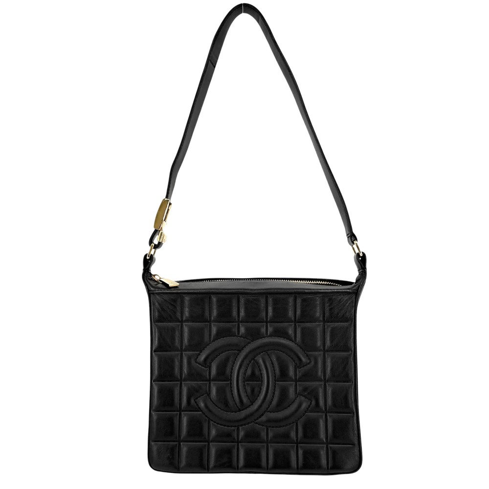 【大売出し】 シャネル ショルダーバッグ レディース チョコレート赤ちょうちん ココマーク 肩かけ CHANEL 子ヒツジ人はだ    黒いこと 黒 ゴールド金具【中古品】