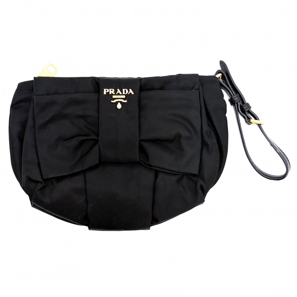 【10％OFF】 プラダ 合切袋 レディース シュロの葉 PRADA 1N1422 ナイロン    黒いこと 黒 ゴールド金具【中古品】