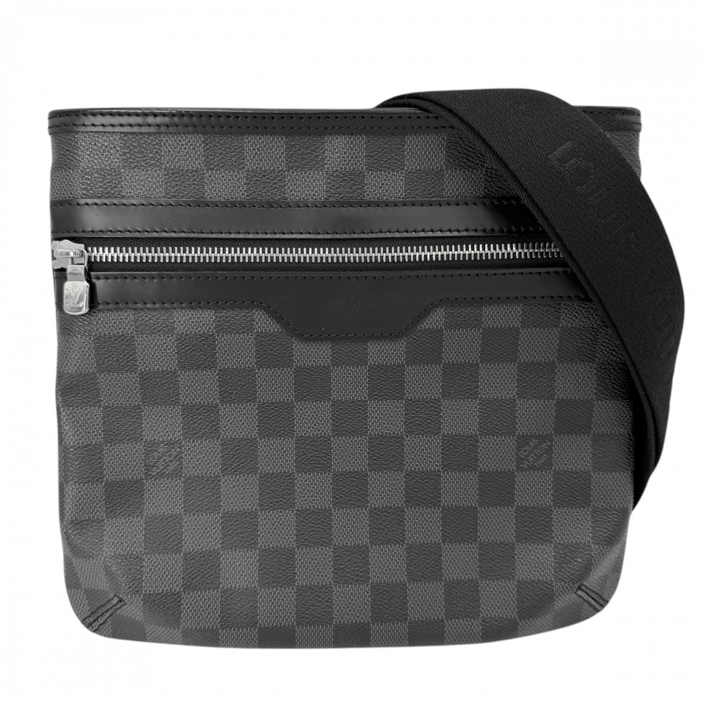 ルイヴィトン ショルダーバッグ メンズ ダミエグラフィット トマス 肩かけ 曲がった掛け かばん 鞄 LOUIS VUITTON N58028    黒いこと 黒 しろがね色金具【中古品】