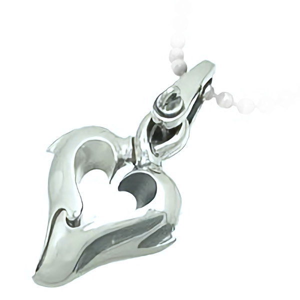 ラバーズロック シルバーペンダントトップ☆HURRICANE(ハリケーン)|シルバーアクセサリーバズショット