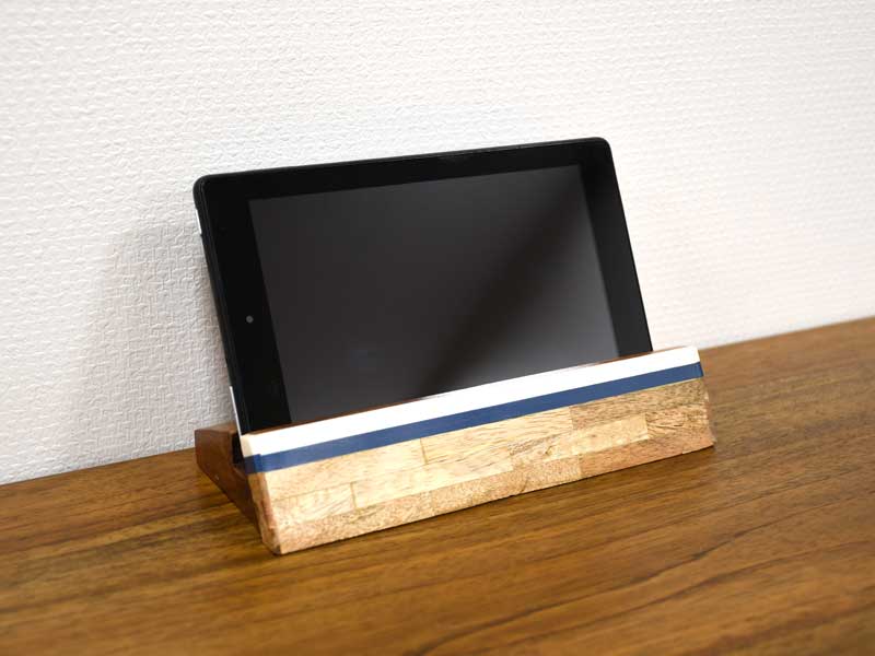 楽天市場 タブレットスタンド ライン Ipad Fire Hd タブレット スタンド ホルダー 木製 シンプル 卓上 携帯 自立 大人 かっこいい おしゃれ 輸入雑貨 Babi Furniture