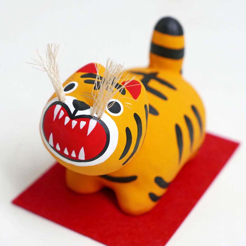 田井民芸 × BEAMS JAPAN別注 虎 張子 8号 橙 楽天市場】BEAMS JAPAN 【香川】田井民芸 / 別注 張子 橙虎 8号