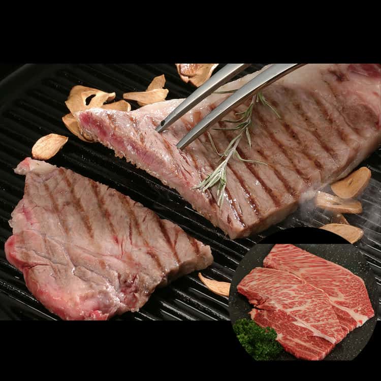 【ポイント2倍！マラソン期間中！】 群馬 赤城山麓牛 肩ロースステーキ用 200gx2 国産牛 牛肉 スライス 自然豊かな環境でストレスをできるだけかけずに育て 肉 脂の旨味を引き出すよう飼育 ご進物 ギフト 贈り物に 離島配送不可