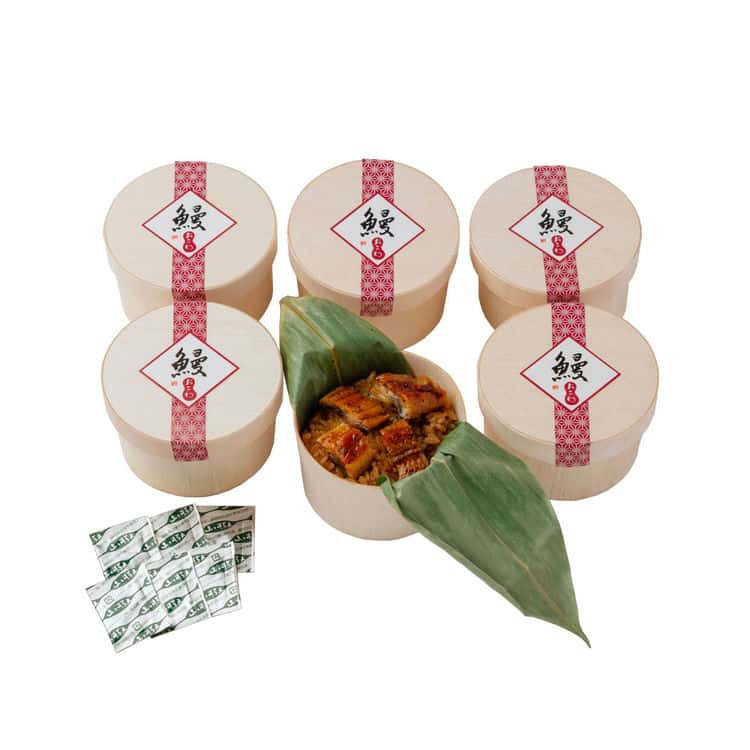 【ポイント2倍！マラソン期間中！】 うなぎ問屋のうなぎおこわ 110gx6食 甘辛だれでじっくりと焼きあげたうなぎをひと口サイズにカットして 丁寧に蒸しあげたおこわにのせ 笹の葉をしいた木製わっぱに入れました ご進物 ギフト