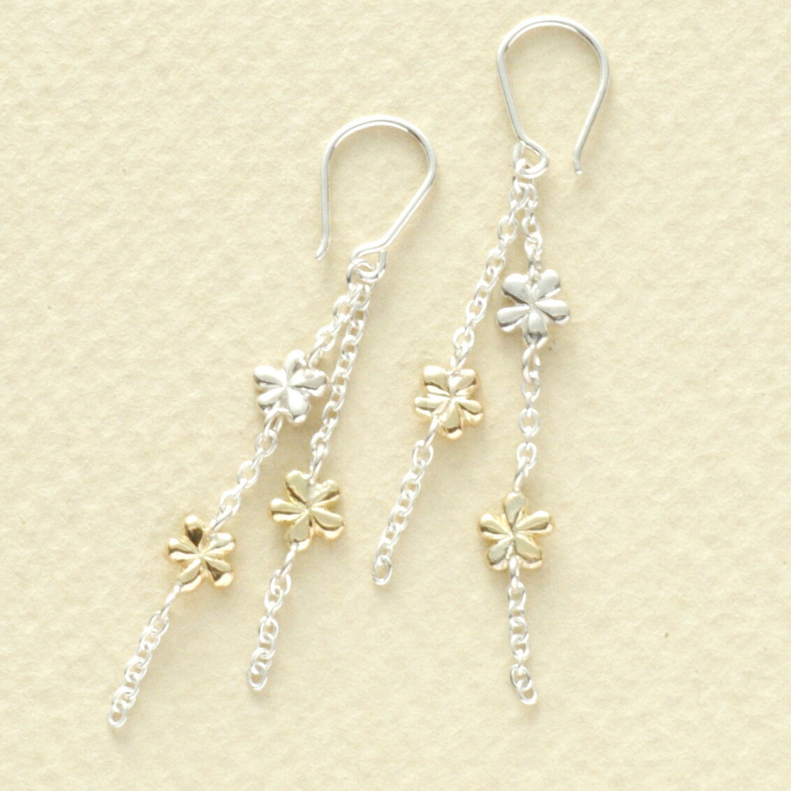 花モチーフピアス【fulful】シルバー K18 クリスマス ホワイトデー 母の日|un-アン-