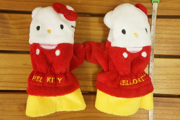 新品タグ付き ハローキティコラボ　もこもこミトン　キティちゃん　手袋 メリージェニー merry jenny 【ハローキティコラボ】もこもこ