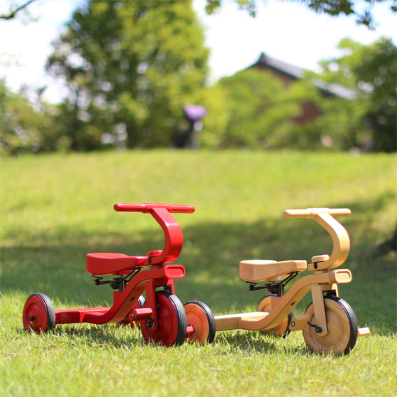 楽天市場】乗り心地を考えた乗用玩具サドルサスペンション付き木製