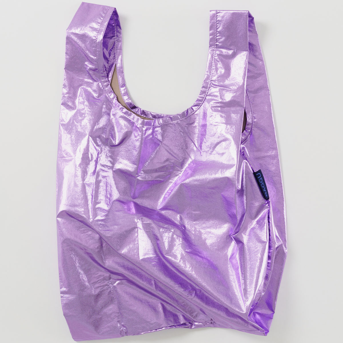 楽天市場 エコバッグ バグゥ Baby Baggu メタリックシリーズ 19秋冬新作 定番人気のおしゃれエコバッグ 収納ポーチ付き レジ袋 折りたたみ ショッピングバッグ Baggu ベビーバグゥ ライラックメタリック Back