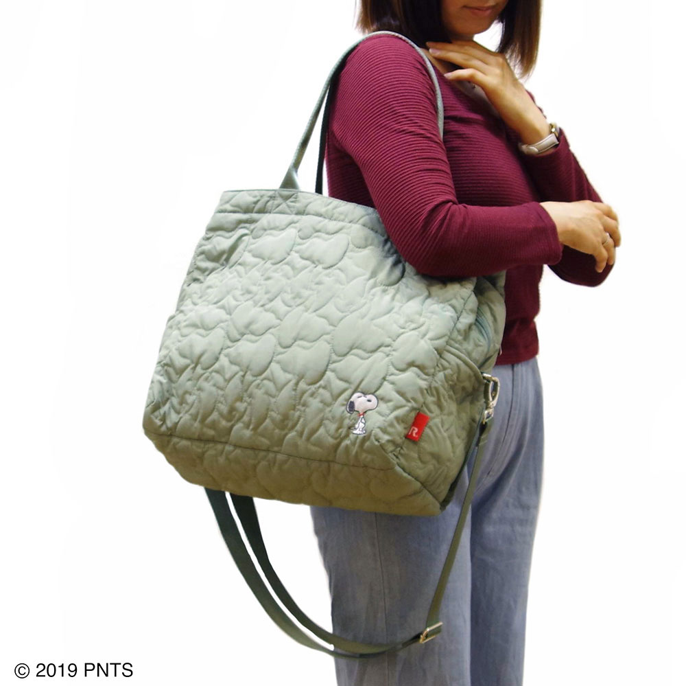 値引きする 楽天市場 トートバッグ Rootote Sn グランデボックスキルト ピーナッツ 19新作 大人のためのスヌーピーグッズ スヌーピー キルティング はっ水加工 レディーストート ルートート Peanuts 4g 8111 セージ Back 大流行中 Www Egicons Com