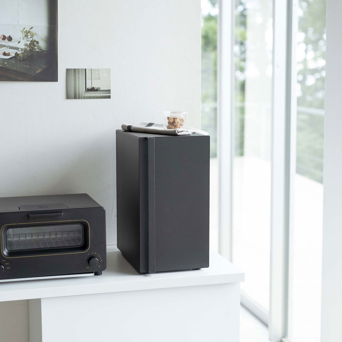 楽天市場】山崎実業(Yamazaki) ブレッドケース ブラック 約W40×D34.5