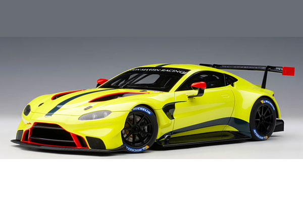 オートアート 1/18 アストンマーチン ヴァンテージ GTE 2018 (プレゼンテーションカー) (81807) 通販 送料無料 モデルカー ミニカー 完成品 模型 プレゼント ギフト