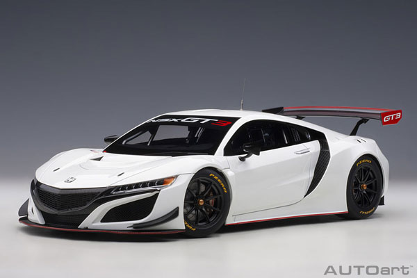 オートアート 1/18 ホンダ NSX GT3 2018 (ホワイト) (81898) 通販 送料無料 モデルカー ミニカー 完成品 模型 プレゼント ギフト