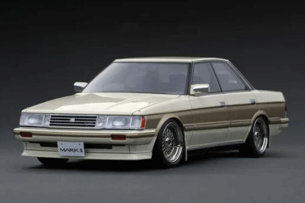 ignition_model 1/18 Toyota MarkII Grande (GX71) Pearl White/Gold (IG3821) 通販 プレゼント ギフト モデルカー ミニカー 完成品 模型