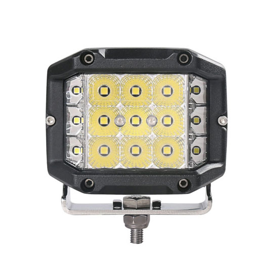 BMOジャパン 行きわたる百貨店LEDともし火15灯 40A0021  ビーエムオージャパン