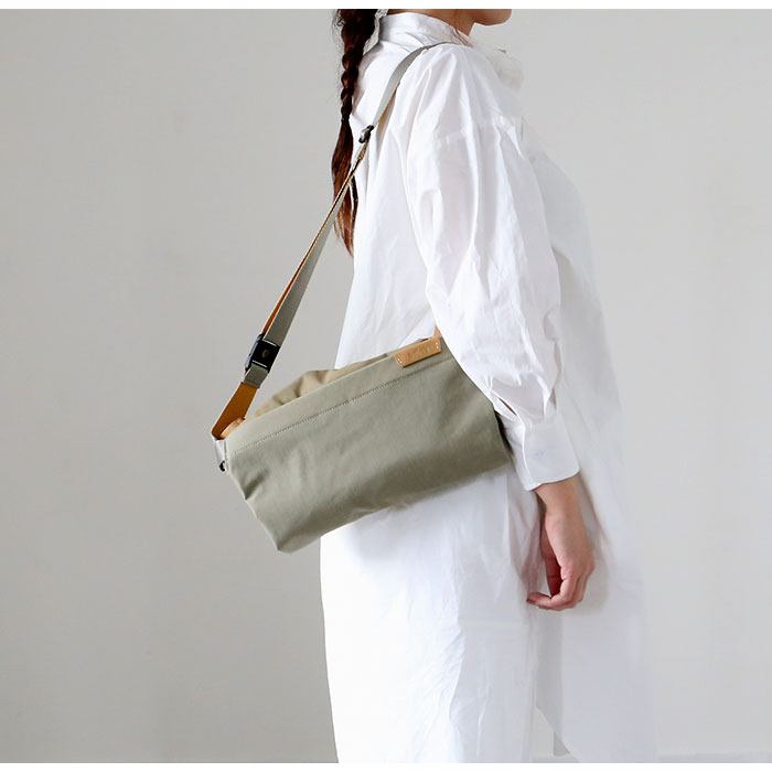 好評 メンズ メンズ ボディバッグ Bellroy 小さめ かっこいい レディース かっこいい ベルロイ 男女兼用バッグ ブランド おしゃれ きれいめ ブラック 黒 女子 男子 ショルダーバッグ 斜め掛け ワンショルダーバッグ ボディバッグ メンズ 好評 ベルロイ ブランド Bellroy