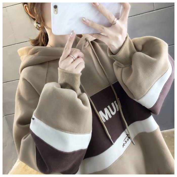 楽天市場 パーカー レディース 大きめ 通販 おしゃれ 冬 大人可愛い かわいい オーバーサイズ スウェット トレーナー ビッグシルエット 秋冬 秋 冬 トップス 大学生 高校生 ロング丈 女の子 暖かい フード付き 長め Backyard Family ママタウン