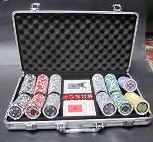 MONTE CARLOカジノコイン トランプ ポーカーゲームセット アルミケース Amazon | MRC モンテカルロ ポーカークラブ ポーカーチップ