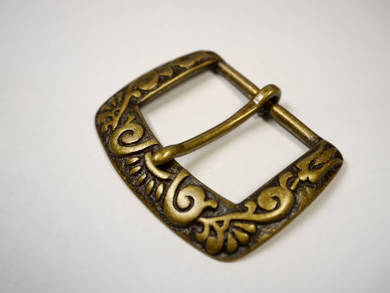 ● アンティーク真鍮ベルトバックル●エリマキトカゲ ヴィンテージ・ビンテージ img62471624.jpg