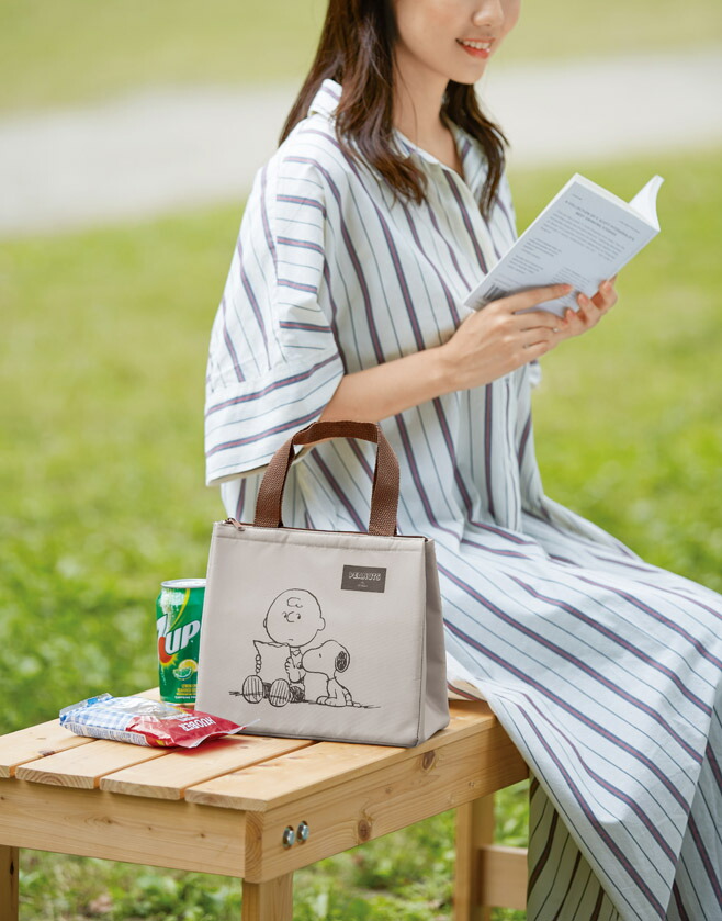 スヌーピーメイト スクエア保冷温バッグ 保冷ランチバッグ イエロー ブルー グレー ランチ お弁当 スヌーピー チャーリーブラウン 買い回り  お買い物マラソン 男女兼用バッグ