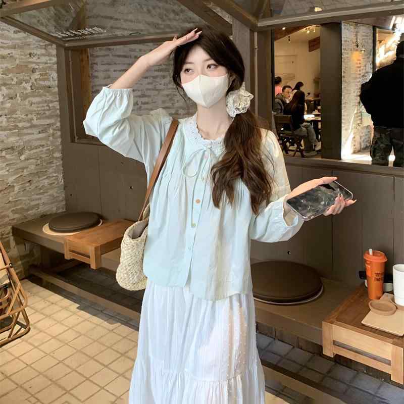 きれいめ フェミニン オフィス レディース トップス シャツ 女性用 ブルー レース トップス 2025 春 ドーパミン 着用 フレンチ ショート ベビー ドール シャツ スモール