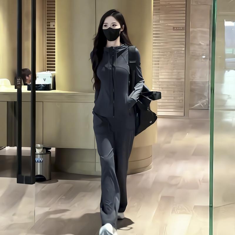 吸汗速乾 通気性 美脚 足長 レディース ジャージ 楽ちん の 商品 カジュアル スポーツ スーツ 女性 春秋 2025 スタイルな ゆったり ランニング スポーツウェア ツーピース|バランスケア 店