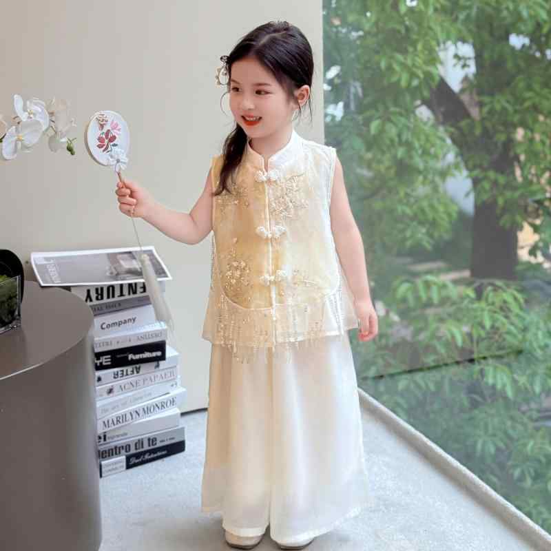 カワイイ 上品 おしゃれ キッズ セットアップ スーツ 子供用 夏 2025 女の子用 チャイナ風 ノースリーブ ベスト スーツ 女児用 薄手 ツーピース