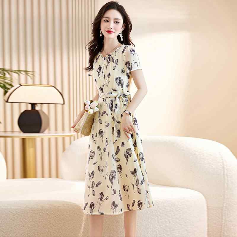好いたらしいめ 体型覆いかぶせる 窈窕たる 可愛らしい シフォン御召しもの 衣装 レディース 花柄 シフォン 御召しもの 成人女性 2024 夏の か細い ハイエンド 腹 覆いかぶせるな 馬齢を 減らす スコート