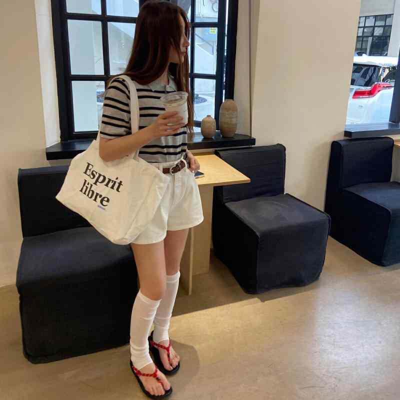 カットソー ロン Tシャツ ワッペン 女性 レディース 半袖 長袖 ファッション 夏 韓国 ストライプ ゆったり スリム 白 黒 グレー ボーダー