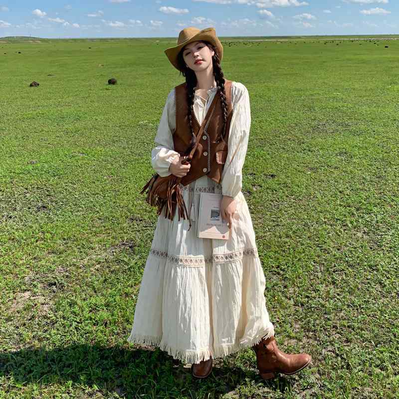 レディース 今めかしい スコート 愛くるしげ 好いたらしいめ ロングスコート お召しもの レディース ボヘミアン 風の 長袖 衣装 ウイグル nw 部の 牧草地 旅するの 出で立ち スエードクロスの より良い 真っ白い ロング スコート 背広