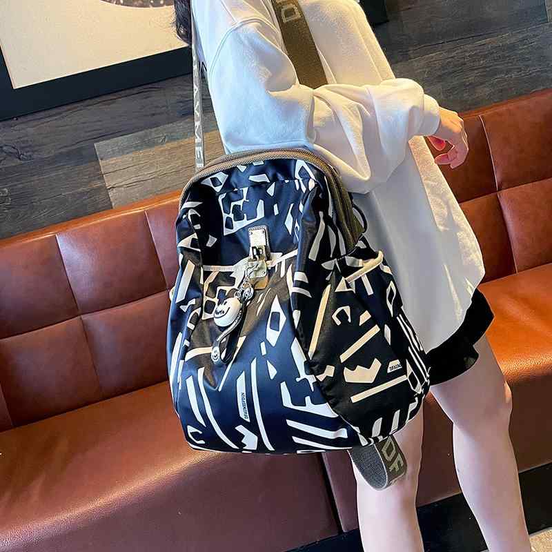 成人女性 可愛らしい背嚢 韓国 オシャレ 背嚢 レディース 今めかしい可愛らしい MTFSKAER  軽さ 韓国 地絹 うしろ側 容器に並べる 成人女性用 2025年新 表現スタイル レディース大静電容量 旅する用
