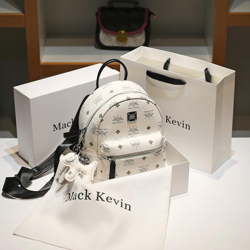 成人女性 可愛らしい背嚢 韓国 オシャレ 背嚢 レディース 今めかしい可愛らしい MackKevin 革 うしろ側 容器に並べる 成人女性用 2025年新 表現スタイル 流行り物 刷り上げる スタッズ