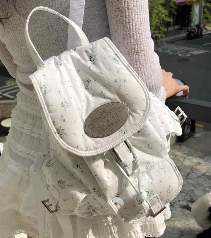 成人女性 可愛らしい背嚢 韓国 オシャレ 背嚢 レディース 今めかしい可愛らしい フローラル lottsyou うしろ側 容器に並べる JENNIE 同じ  の マルチ 衣嚢