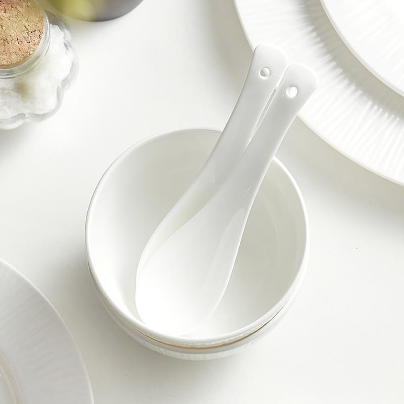 おしゃれ ステンレス 北欧 スプーン　食器 家庭用 スプーン 6本 パック ハイエンド 精巧 イン スタイル オートミール 小さい スープ 骨 磁器 高価な セラミック