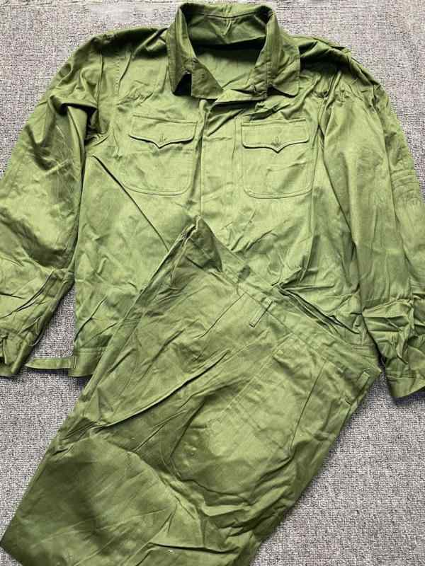 作業服 カジュアル おしゃれ かっこいい ワーク　ウェア　作業着　 古 品 78 ポリエステル カード 冬 作業着 スーツ 修理 服 厚手 傷 ジャケット 風