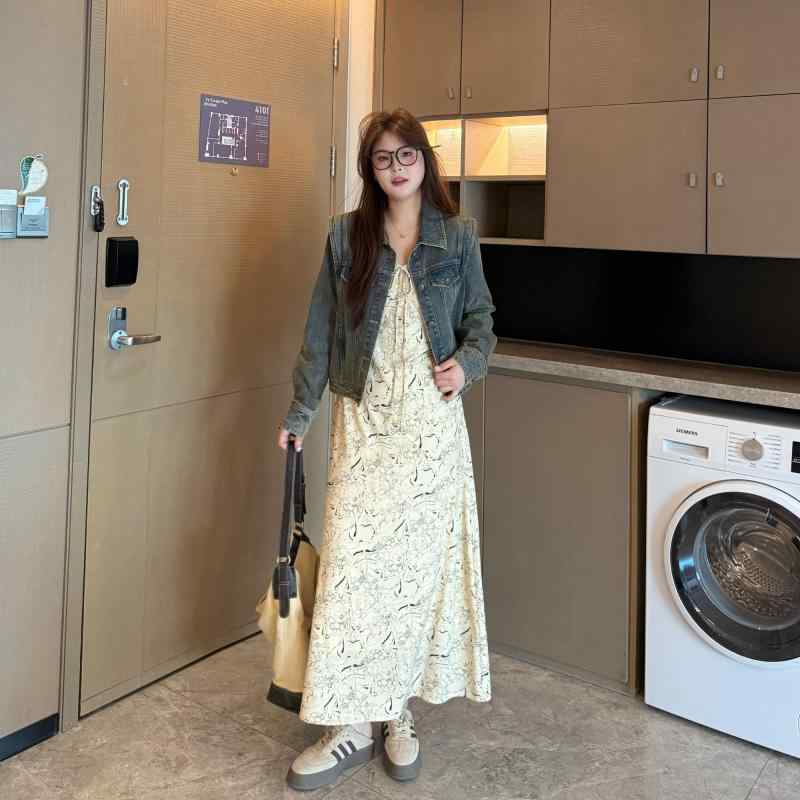 セットアップ 大人 上品 高級 おしゃれ デニム スタイル レディース  南島 風 大きめ サイズレディース レトロ ストレート ショルダー デニムジャケット 早春 スリム 柄 サスペンダー スカート スーツ 太め mm 体型カバー