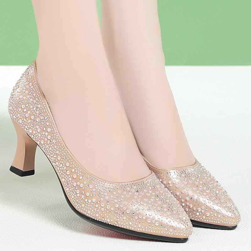 ウェディング シューズ 結婚式 パンプス キラキラ ハイヒール　シューズ　レディース シャンパン カラーの ウェディングシューズ ハイヒール 婦人 靴 革靴 ブライダル シューズ 春秋 シングル 夕 風 優しい