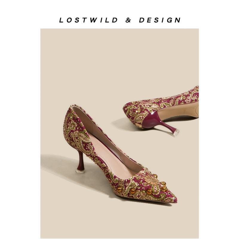 御芽出度 シューズ 御芽出度 パンプス キラキラ ハイヒール シューズ レディース LOSTWILD ~ 真っ赤 御芽出度シューズ レディース 御芽出度お召しものの 刺しゅう スタッズ 中国 御芽出度 シューズ スティレット