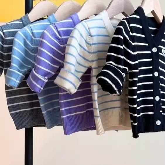 子ども服 ベビー服 赤ちゃん服 暖かい カワイイ おしゃれ 子供服　ニット　セーター 男の子用 ニットカーディガン 春秋 ベビー セーター ボタン ダウン ジャケット 子供用 カジュアル ファッション 万能 快適 トップス